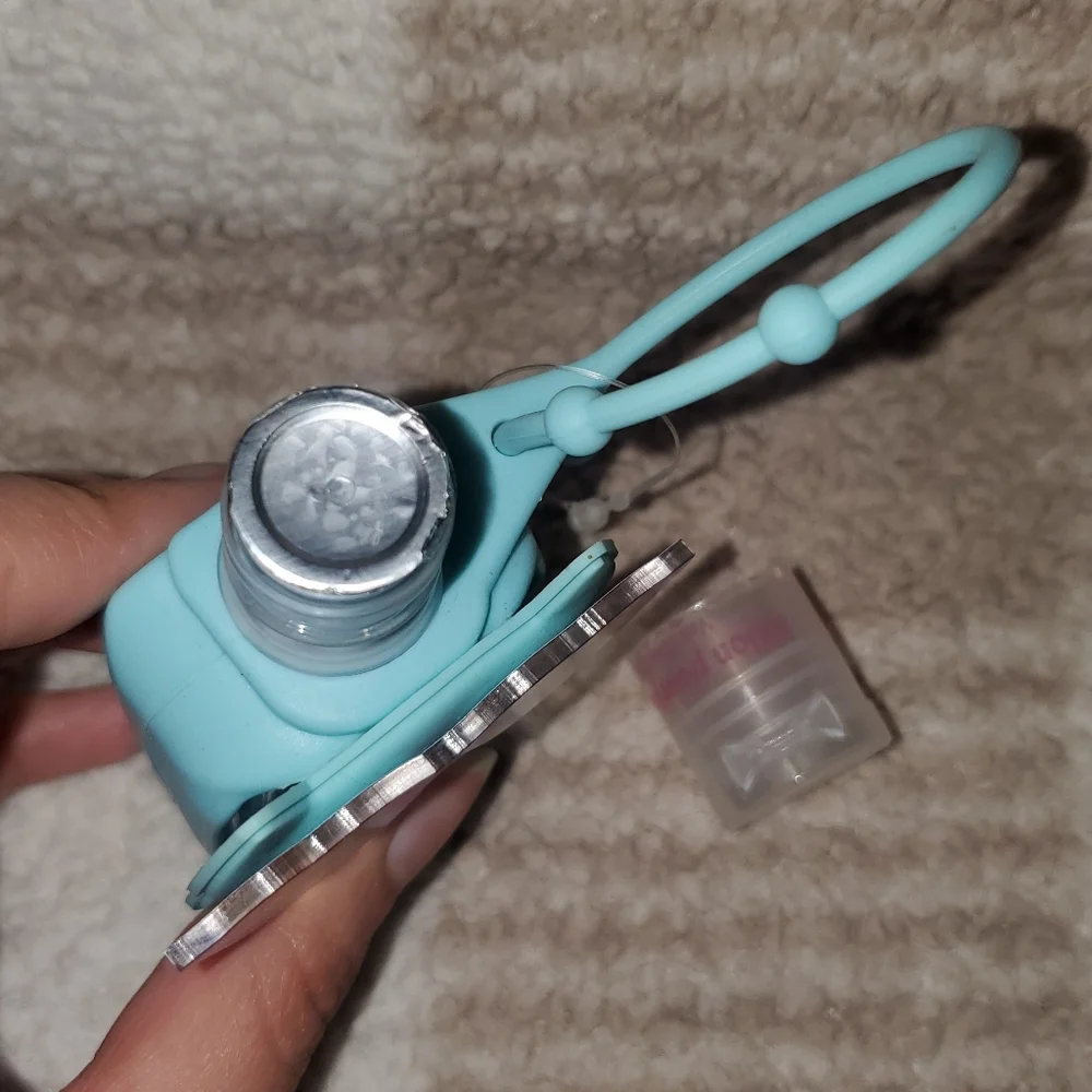 5 for $25 | NWOT Claire's Kitty with Sunglasses Holder and Scented Hand Lotion
